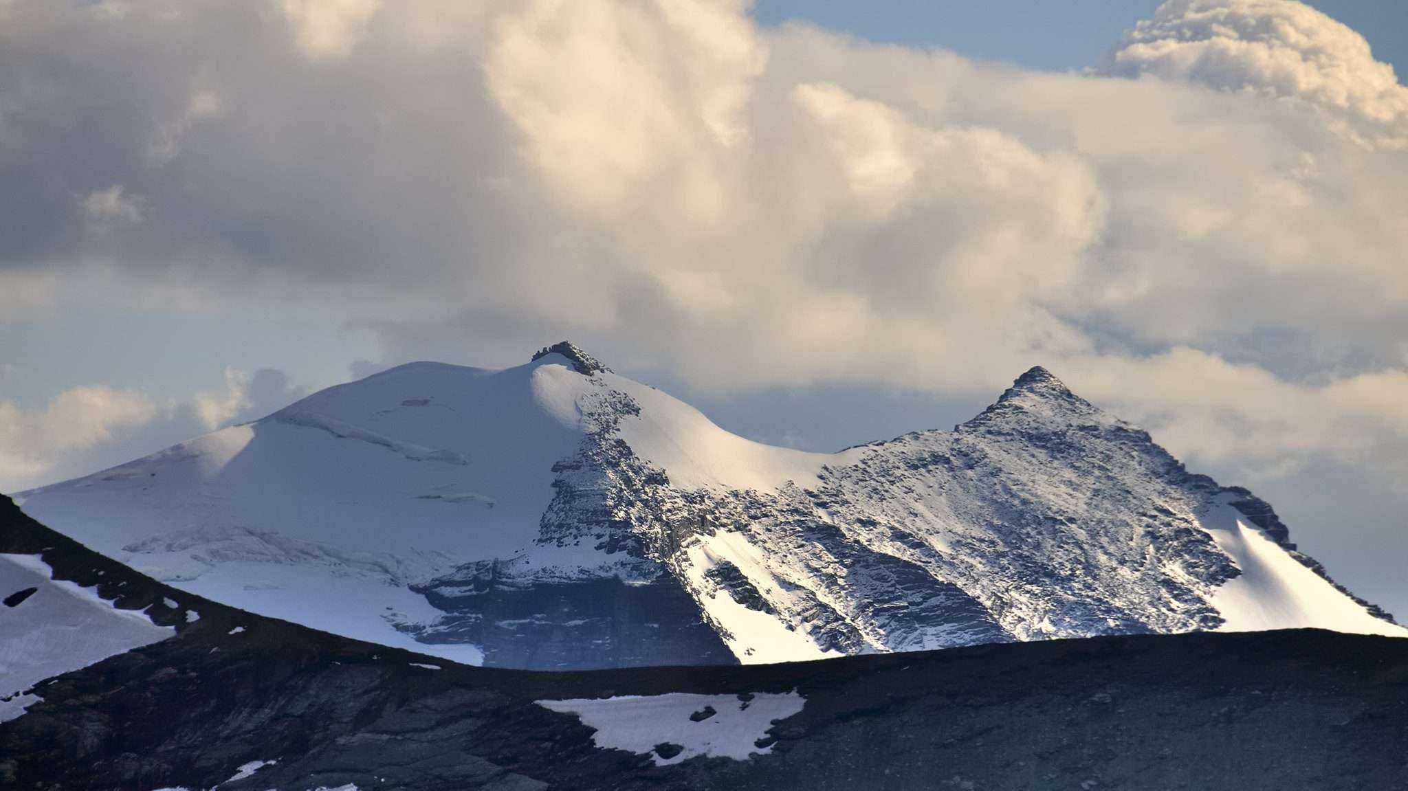 Top 10 Coldest States in the US 5 montana mountain