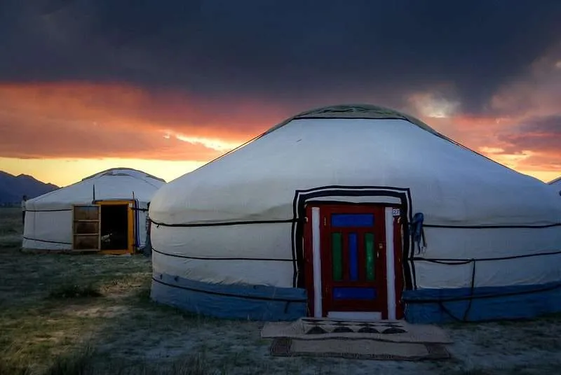 Oregon Coast Camping : 10 Amazing Places To Explore 3 Luxury Yurts