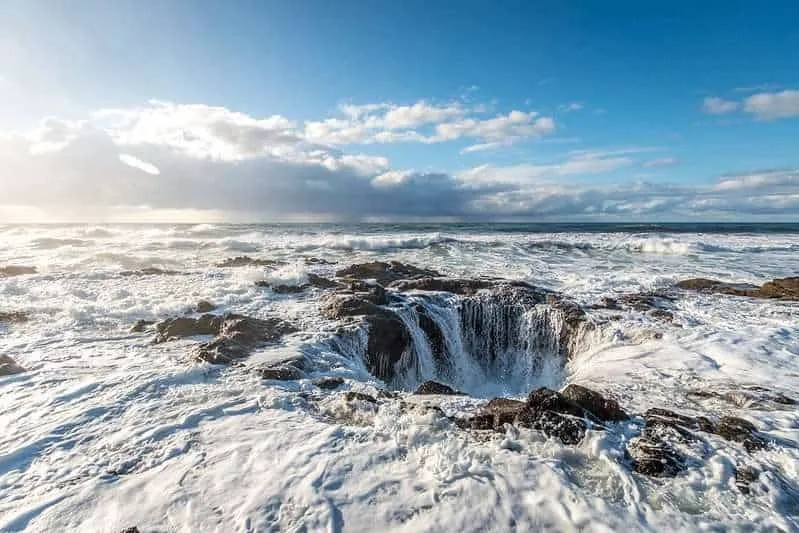 Oregon Coast Camping : 10 Amazing Places To Explore 15 cape Perpetua Visitors Center