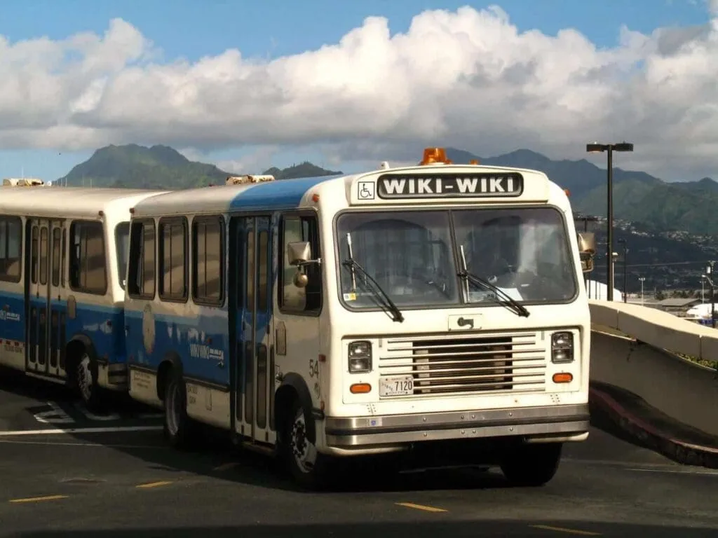3 Best Things About Hilton Hawaiian Village Waikiki Beach Resort 35 service Honolulu Hawaii