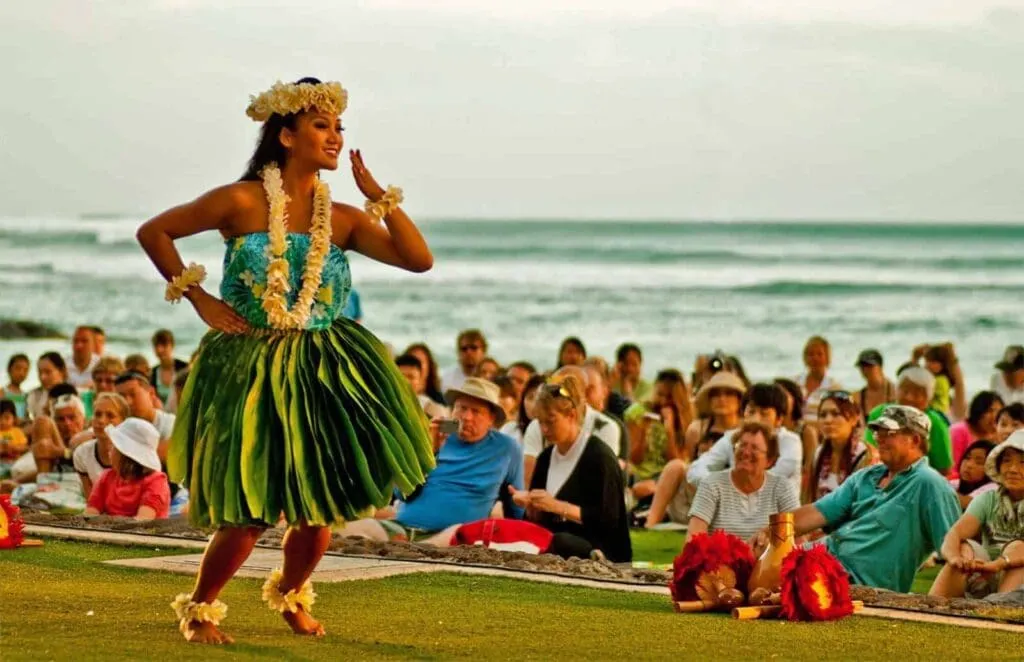 3 Best Things About Hilton Hawaiian Village Waikiki Beach Resort 24 Waikiki beach location resturant