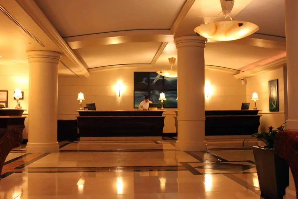 3 Best Things About Hilton Hawaiian Village Waikiki Beach Resort 9 check-in