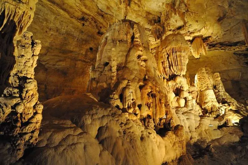 22 Fun Places To Visit In Texas 4 Natural bridge caverns