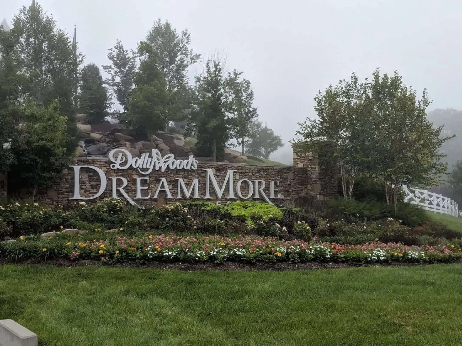 Best Place to Stay in Smoky Mountains TN : 7 Amazing Places to Check Out 6 43107930240 5e24ea97bc k