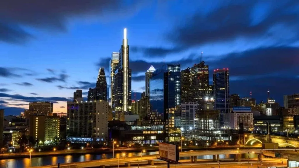16 Beautiful Destinations To Visit During 1 Epic East USA Road Trip 4 51313726211 5abae63a4e k