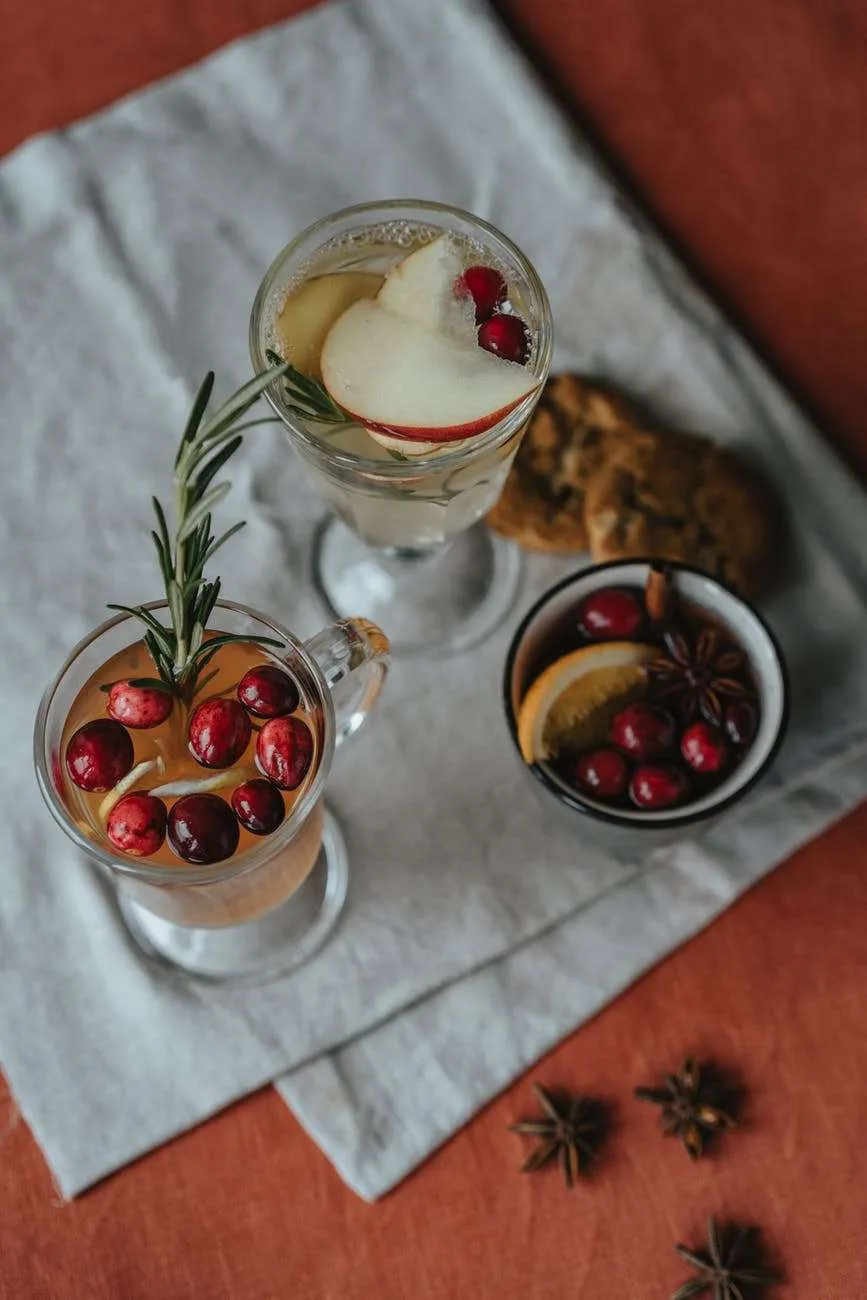 7 Impressive Health Benefits of Cherry 9 benefits of cherry