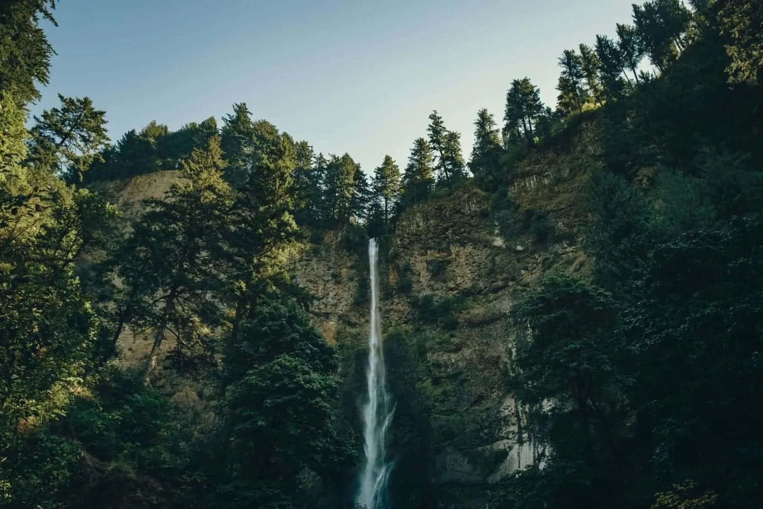 Amazing Multnomah Falls Oregon: 6 Things You Need To Know 2 Multnomah falls Oregon