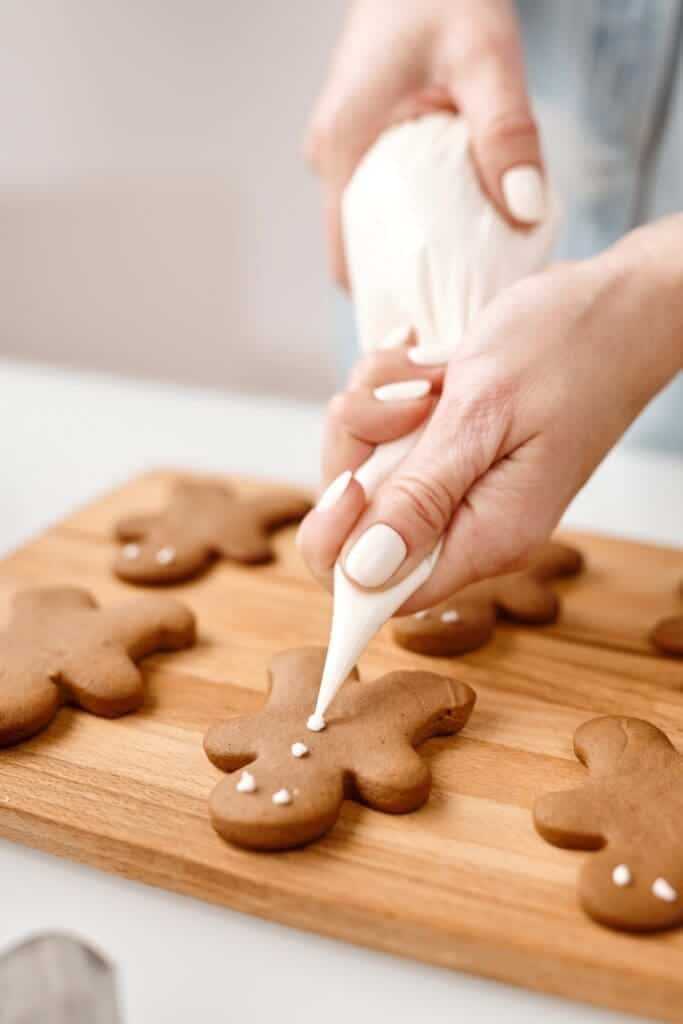 12 Delicious Easy Cookie Recipes for Easter 1 Gingerbread Cookies