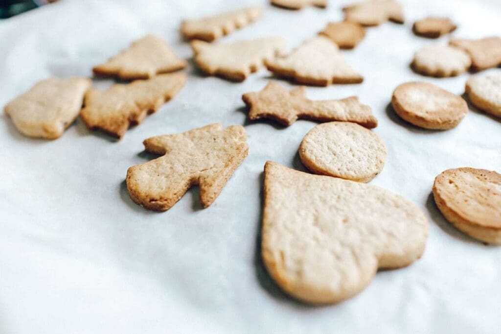 12 Delicious Easy Cookie Recipes for Easter 3 Lemon Cookies