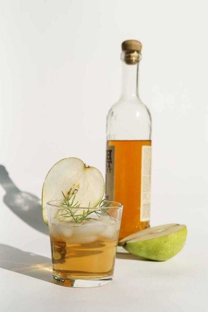 How To Make Mojitos The Most Awesome Way With These 2 Recipes 6 how to make mojitos