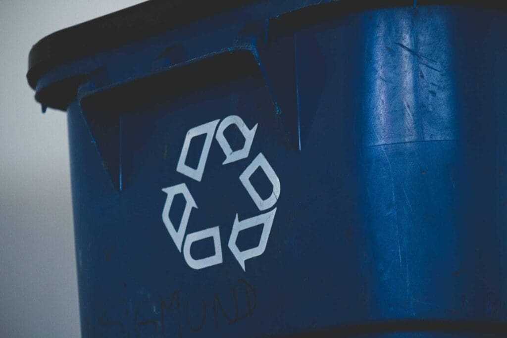 What Trash In The Ocean Does To The Aquatic Life: 10 Best Ways To Reduce It 14 trash in the ocean