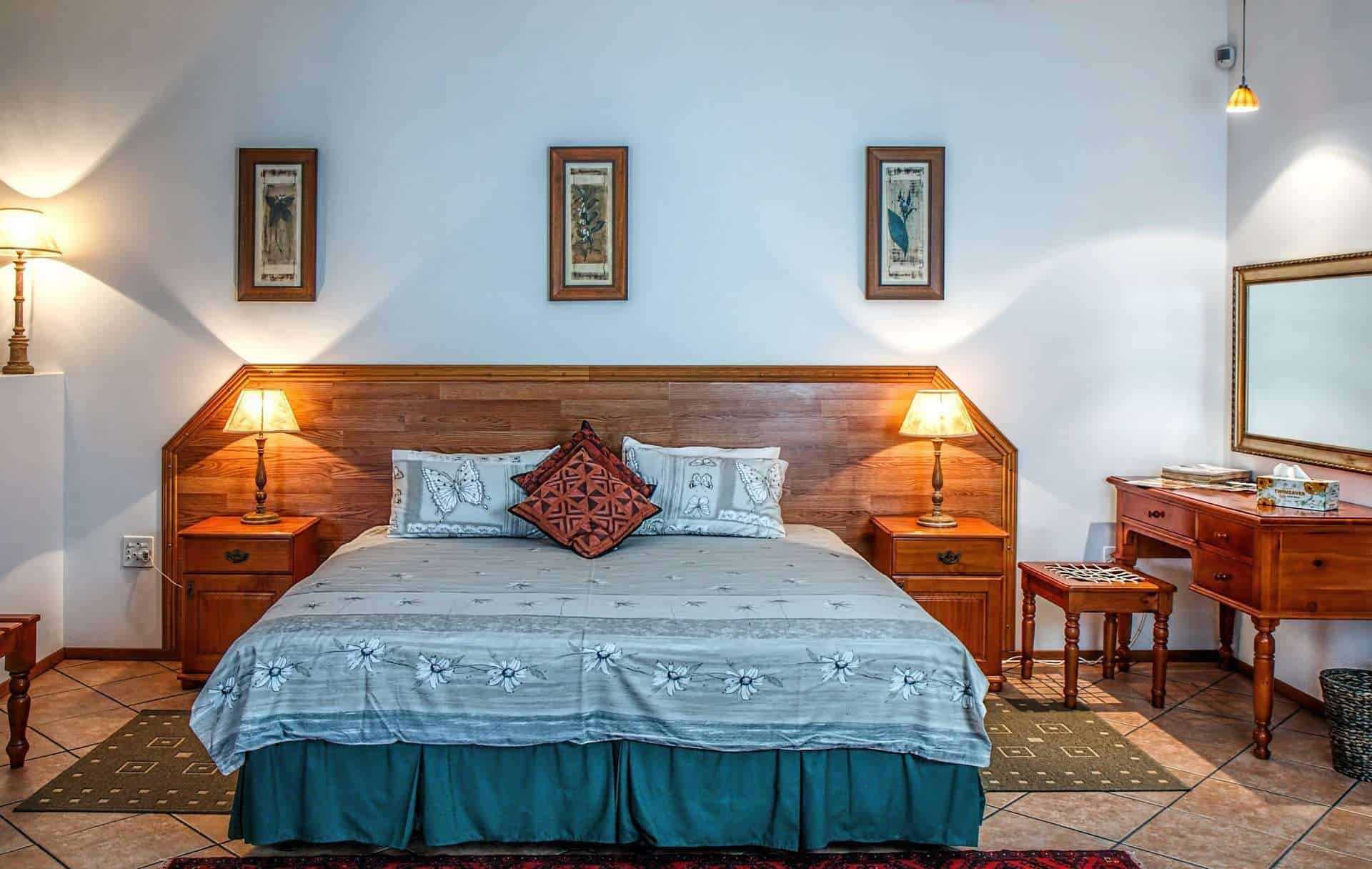 The 5 Best Hotels Near Lower Antelope Canyon 6 bedroom g95386440b 1920