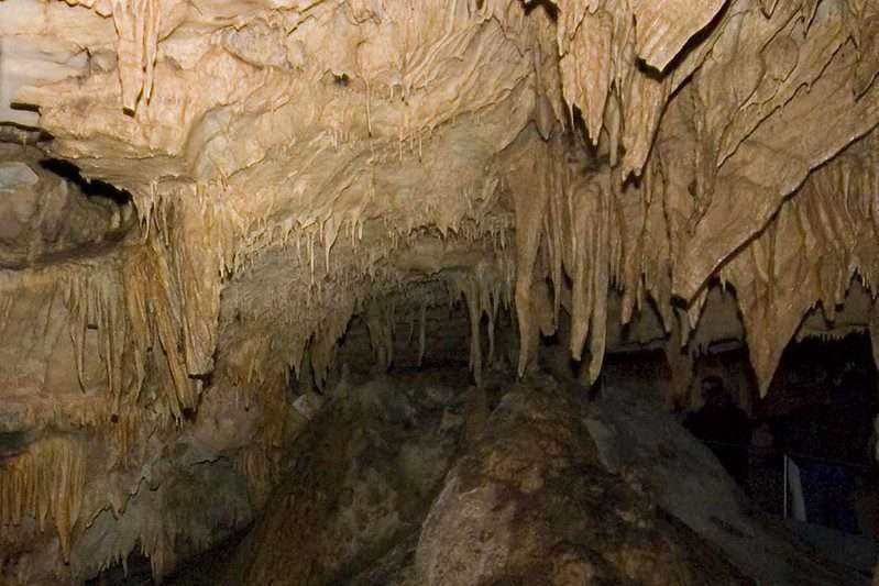 How Long to Tour Mammoth Cave: An Amazing 2021 Guide 2 Frozen Niagara Tour