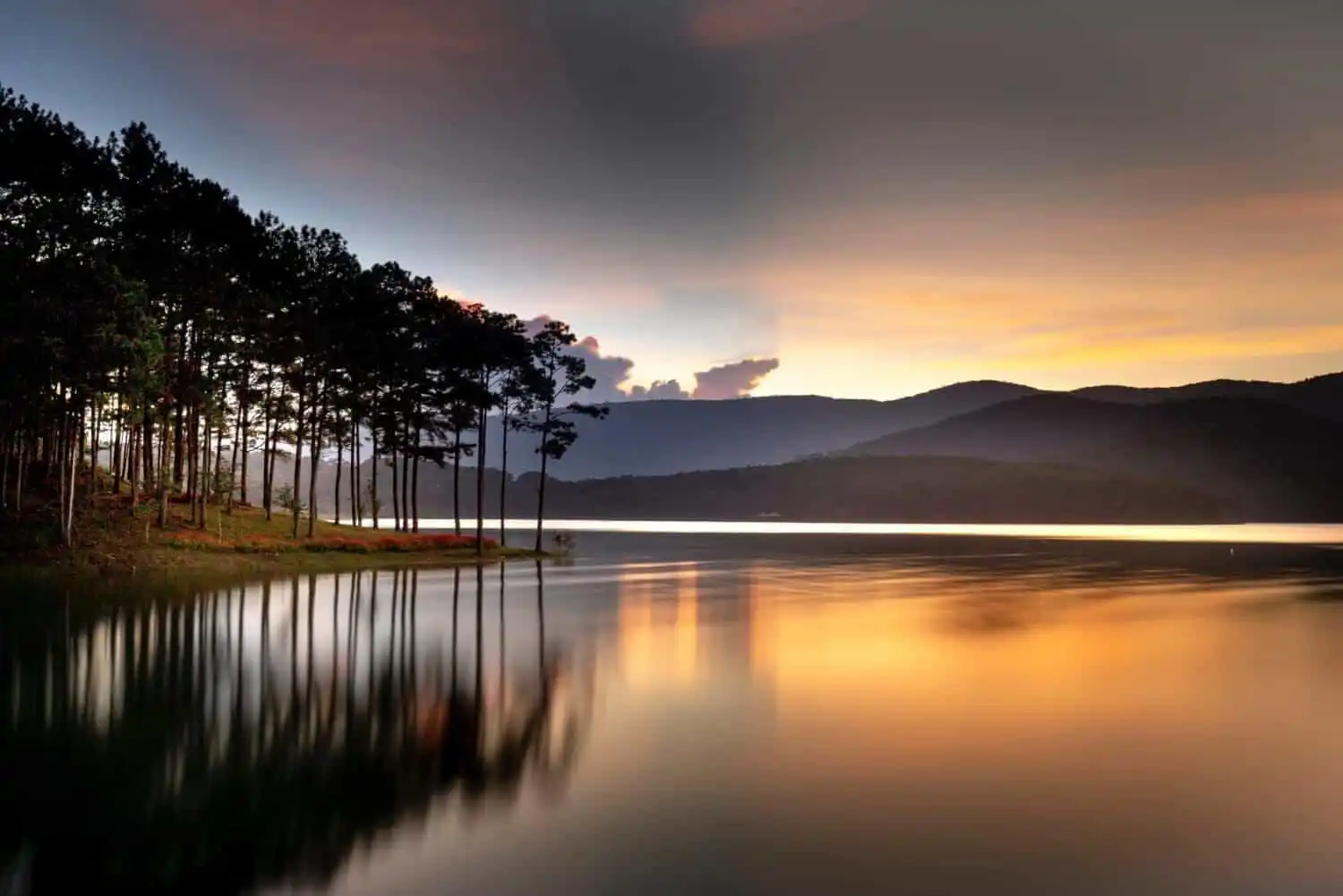 Lakes In Michigan: 20 Most Breathtaking Lakes 3 Lakes In Michigan